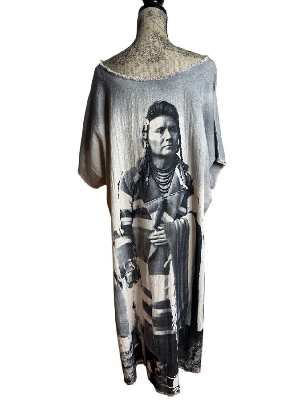 I LOVE LINEN Gray Cream Tribal Native American Hi-Lo Art to Wear Tunic OS NWT